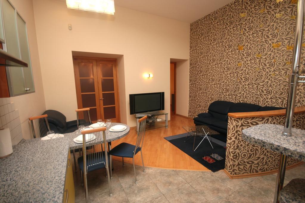 Inn Home Apartments In Kiev Center Exteriér fotografie