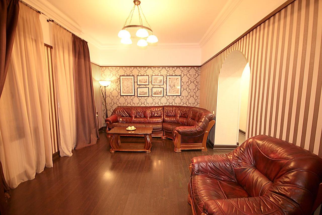 Inn Home Apartments In Kiev Center Exteriér fotografie
