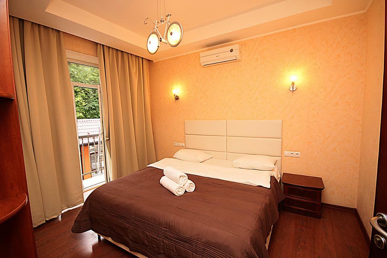 Inn Home Apartments In Kiev Center Exteriér fotografie
