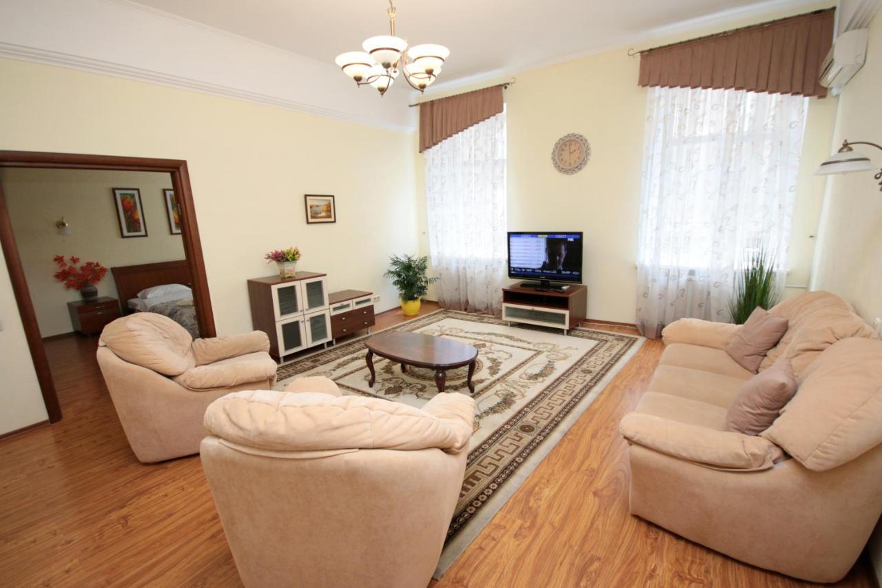 Inn Home Apartments In Kiev Center Exteriér fotografie